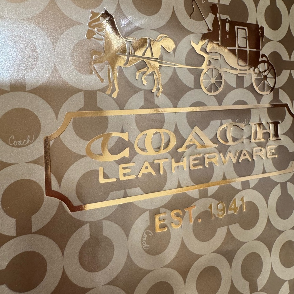 Coach Gold Gift bag - Picture 8 of 8